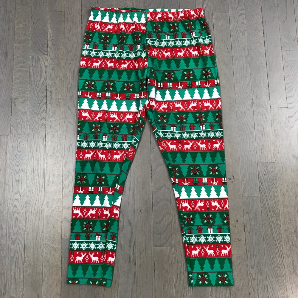No Boundaries Christmas Tree Reindeer Snowflake Holiday Party Pajama Leggings